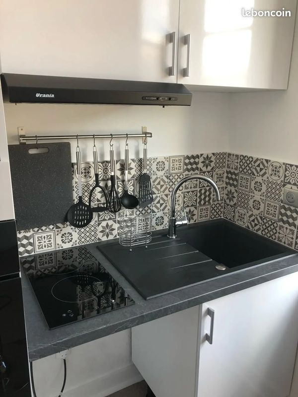 Appartement 1 pièce 28 m² · à Saint-Germain-en-Laye · 28 m² · 635 €/mois