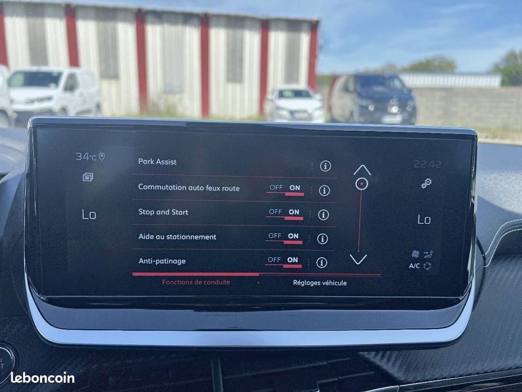PEUGEOT 208 PureTech 100 S&S BVM6 GT Pack (image 15)