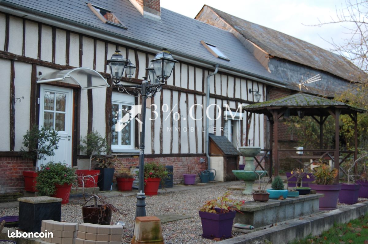 Maison 6 pièces 177 m² · à Poix-de-Picardie · 177 m² · 329 600 €