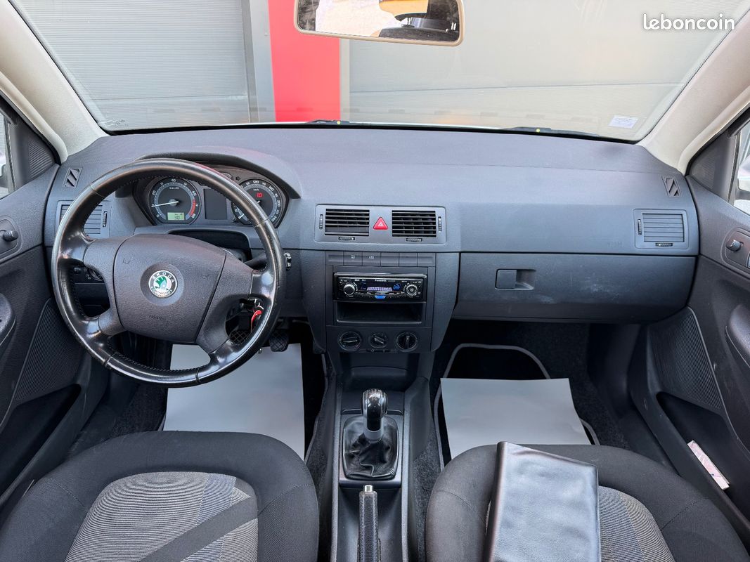 Skoda fabia 1.4 16v - 100 s (image 6)