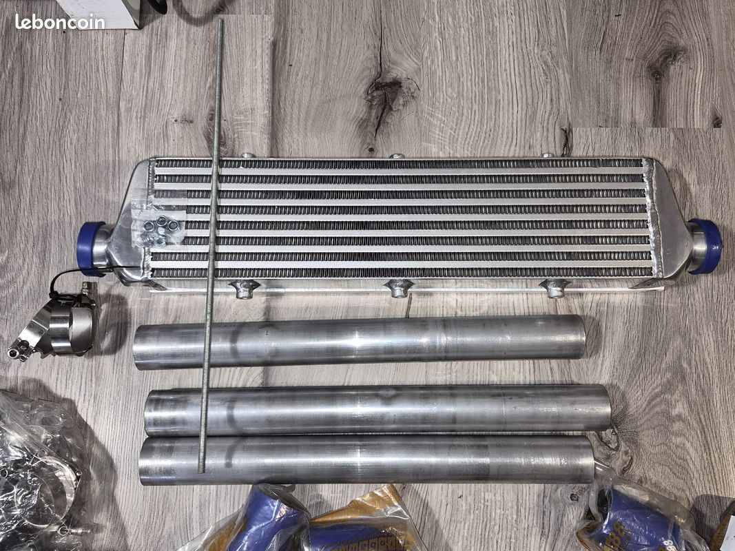 Intercooler aluminium custom Honda Civic 2.2 CTDI + kit durites silicone (image 1)