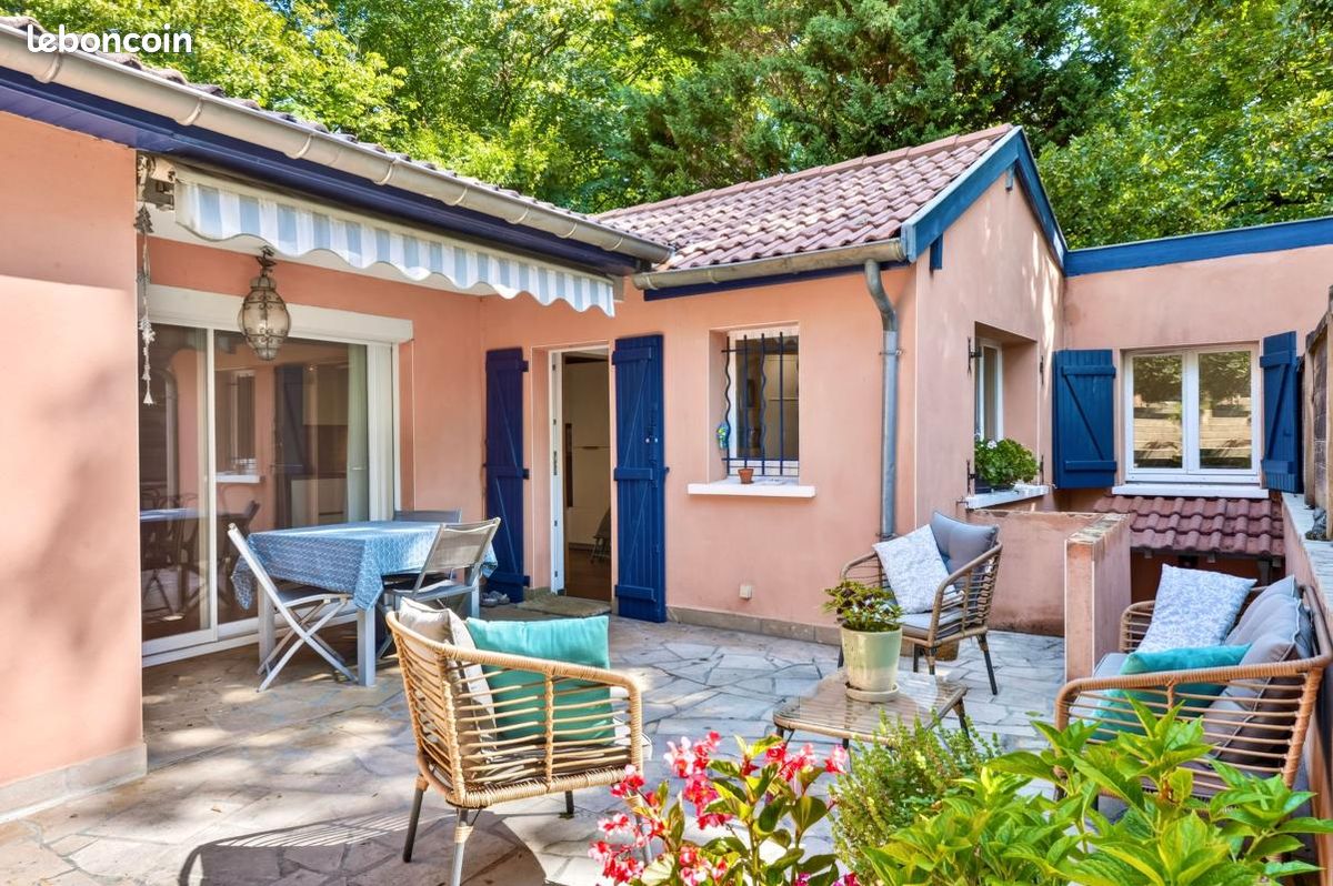 Maison 4 pièces 130 m² · à Tassin-la-Demi-Lune · 130 m² · 485 000 €