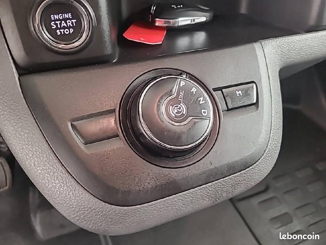 Peugeot Expert CABINE APPROFONDIE CA STANDARD BLUEHDI 180 S&S EAT8 - FIXE PREMIUM (image 14)