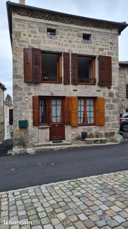 Maison 4 pièces 60 m² · à Saint-Romain-Lachalm · 60 m² · 79 000 €