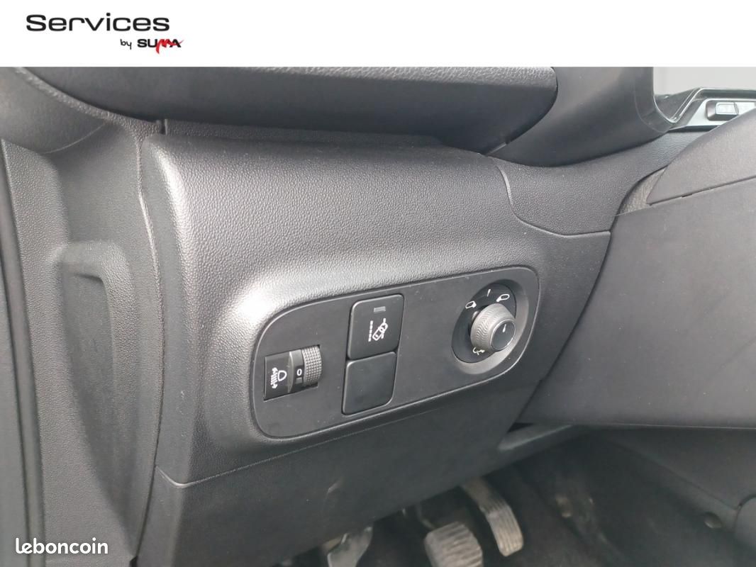 Citroën C3 BUSINESS BlueHDi 75 S&S Feel (image 16)
