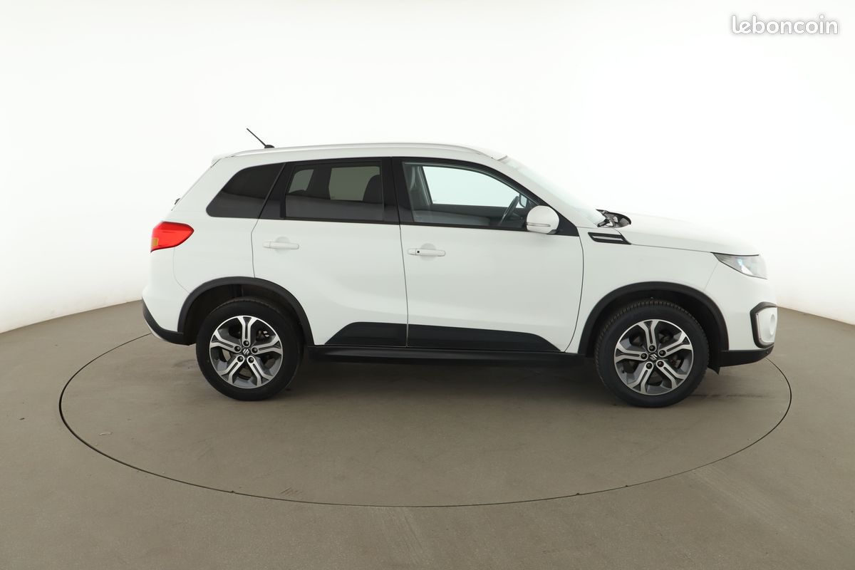 Suzuki Vitara 1.6 VVT Pack 120 ch (image 13)