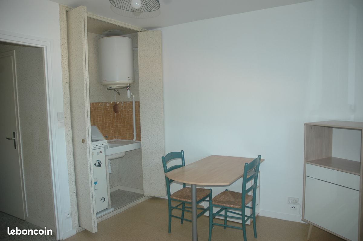 Appartement 1 pièce 18 m² · à Thouars · 18 m² · 305 €