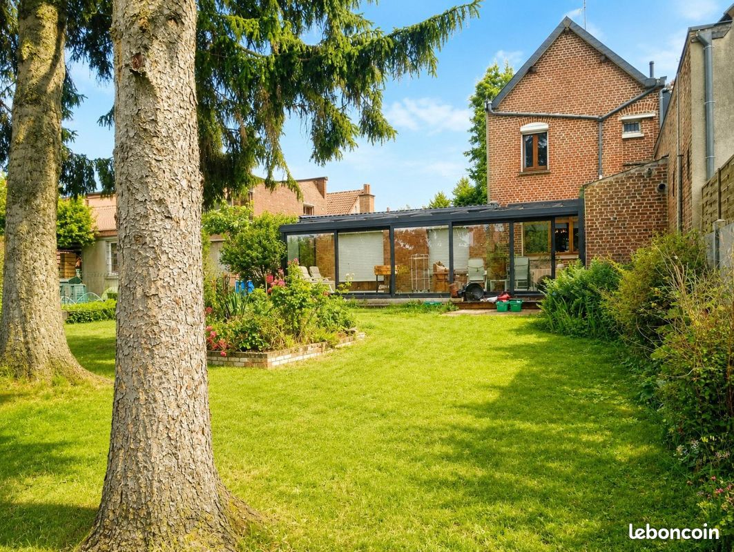 Maison 6 pièces 136 m² · à Aulnoy-lez-Valenciennes · 136 m² · 210 000 €