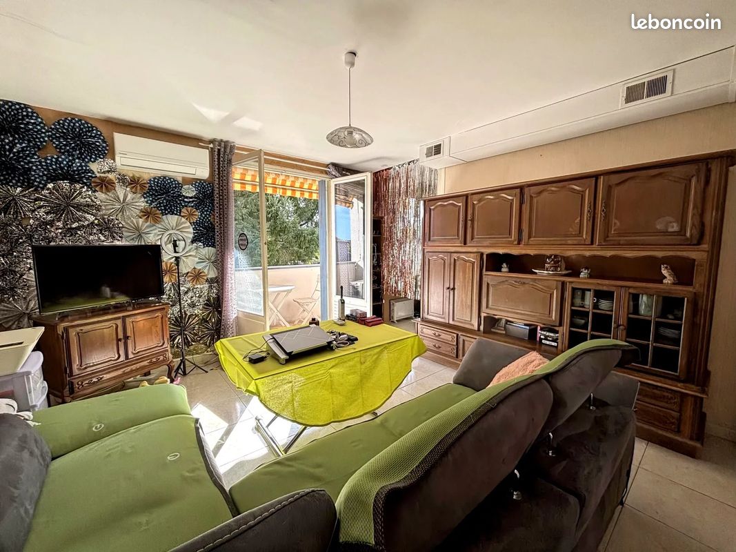 Appartement 4 pièces 74 m² · à Pont-de-Chéruy · 74 m² · 120 000 €
