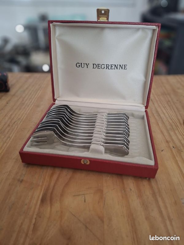 10 Fourchettes à dessert GUY DEGRENNE - Label Emmaüs