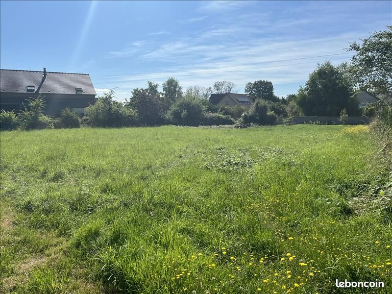 Terrain 1167 m² · à Huriel · 24 000 €