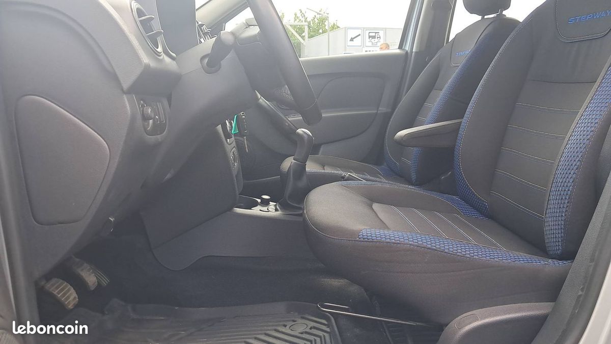 Dacia Sandero 1.0 ECO-G 100 Stepway Confort (image 29)