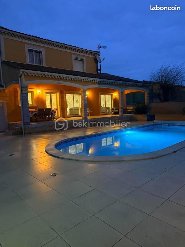 Maison 7 pièces 163 m² · à Pierrelatte · 163 m² · 369 000 €