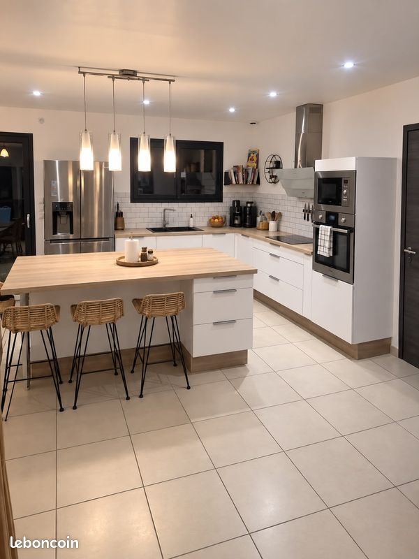 Maison 4 pièces 100 m² · à Lunel-Viel · 100 m² · 345 000 €