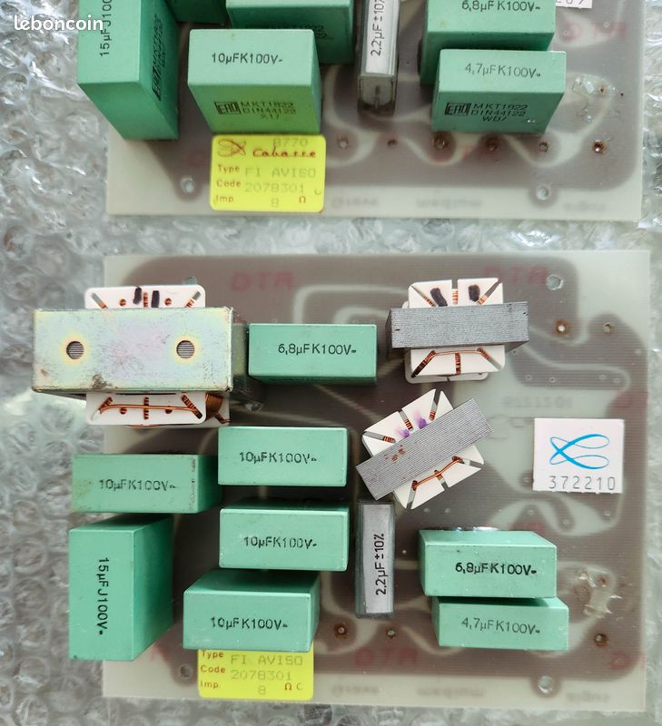 Lot de pièces pou filtres Cabasse d’origine – 2 PCB + borniers + 19 condensateurs (image 5)