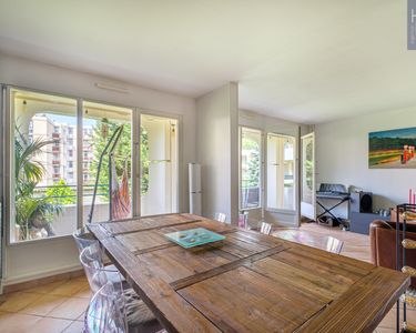 Appartement 335 000 € - 119 m²