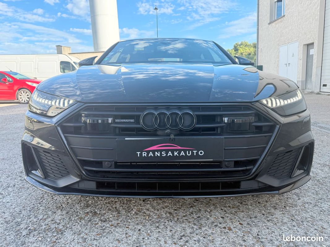 AUDI A7 Sportback 55 TFSIe 367ch Stronic BVA7 Quattro Competition / VOLANT CARBON LED & PACK CARBON / CIEL ETOILÉ (image 12)