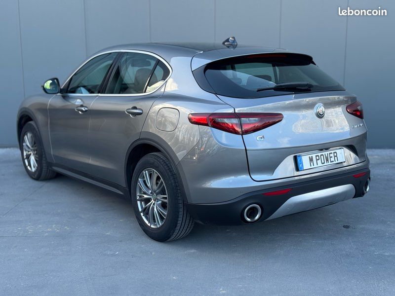Alfa stelvio 2.2 D 210 CV EXÉCUTIVE Q4 AT8 MY19 / EXCELLENT ÉTAT (image 3)