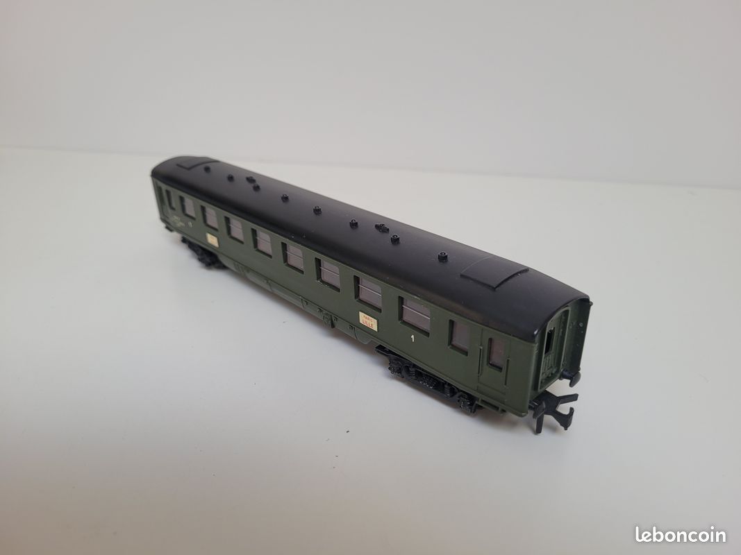 Train wagon N° 7340 Voiture voyageurs 1 ère classes type forestier Paris Lille HORNBY ACHO (image 7)