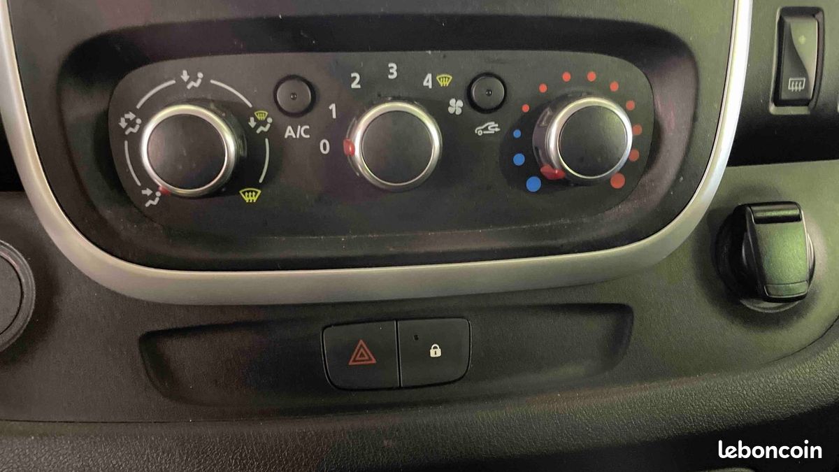 Renault trafic fgn l1h1 1200 kg dci 120 grand confort (image 22)