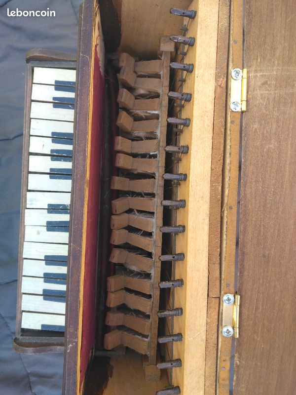 Petit piano artisanal (image 6)