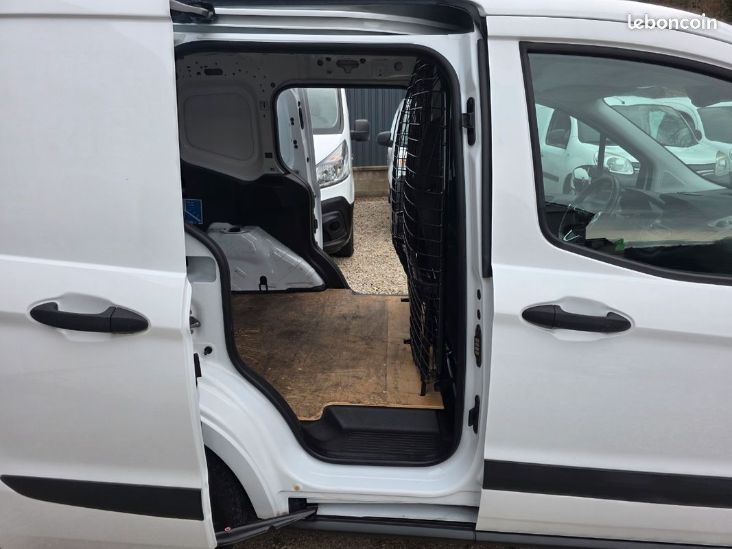 ✅ford transit courrier 1.5 tdci 75 ch trend⏩️ double porte laterale ⏩️boite 6 vitesses (image 12)