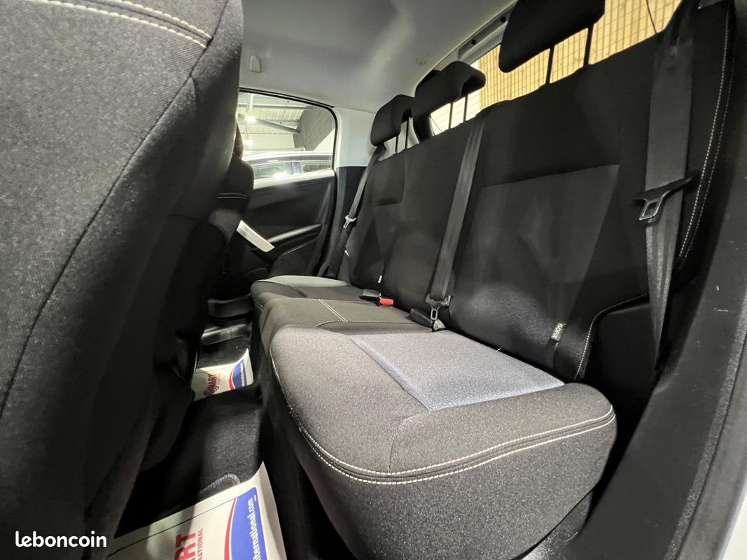 PEUGEOT 208 1.2i PureTech - 68Cv LIKE PHASE 2 CLIM (image 19)