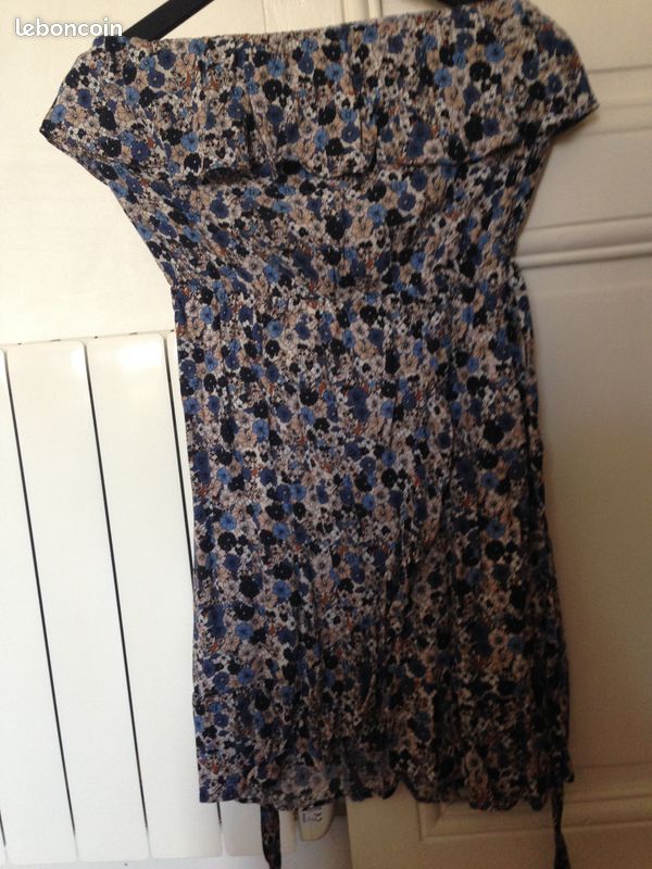 Robe sezane (image 2)