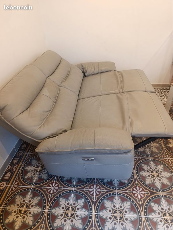 Canapé cuir (image 7)
