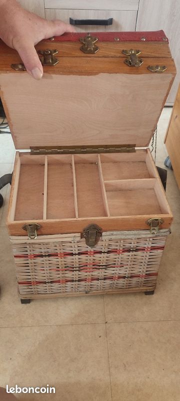 Boite a pêche ancienne (image 5)