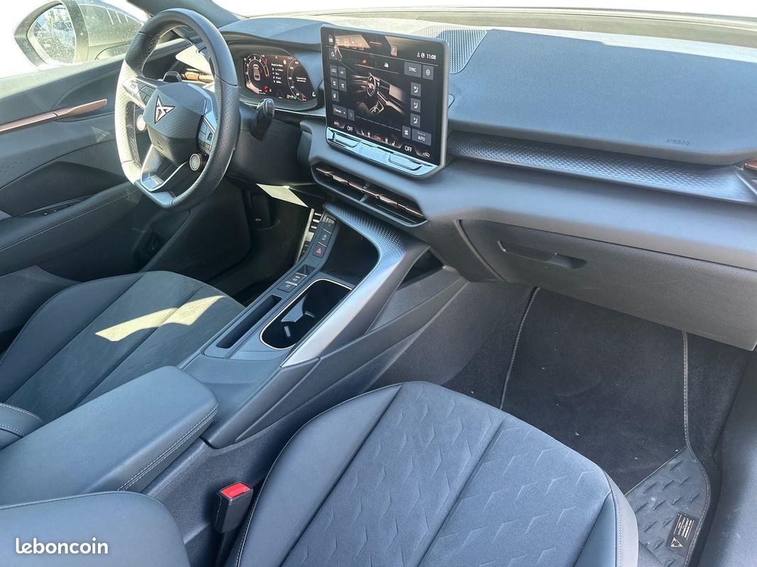CUPRA Terramar 1.5 eTSI Hybrid 150 ch DSG7 V (image 18)