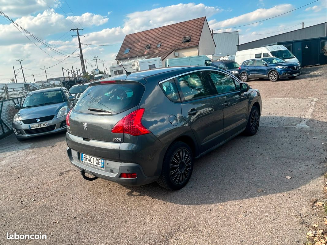 Peugeot 3008 1.6 HDI 16V 110CH FAP PREMIUM (image 2)