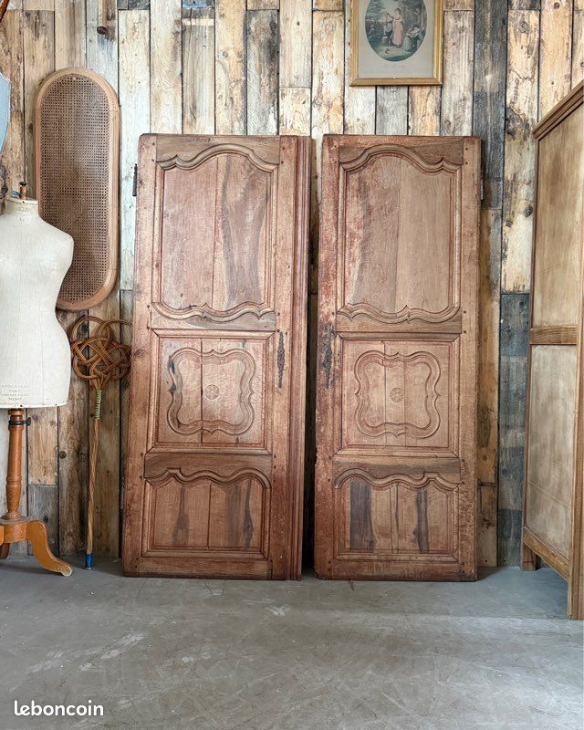 Paire de portes anciennes d’armoire (image 1)
