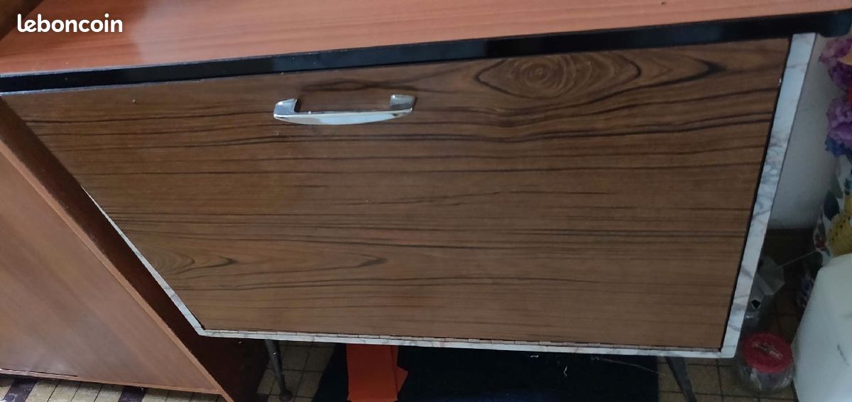 Meuble bar (image 1)