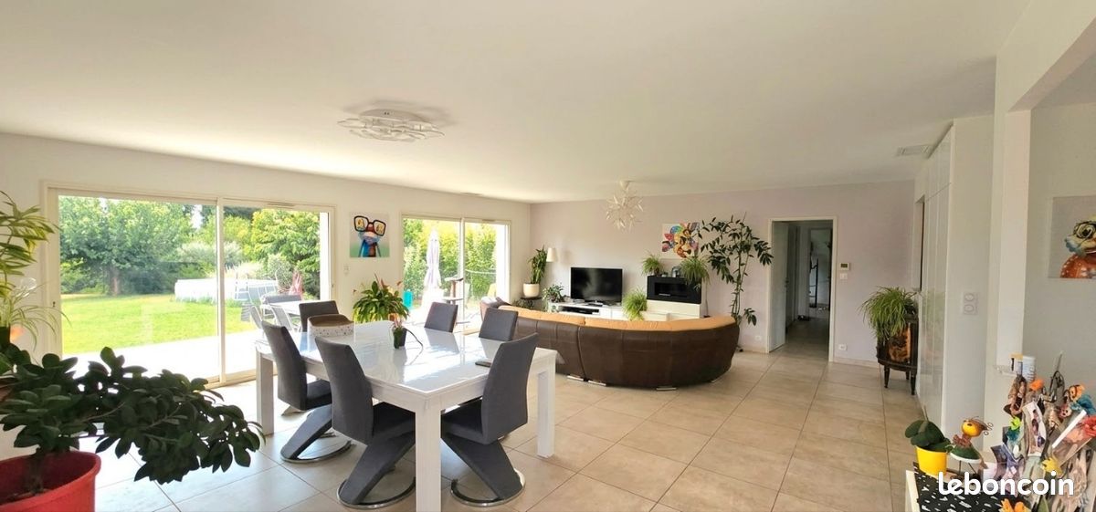 Maison 7 pièces 135 m² · à Aubignan · 135 m² · 442 000 €