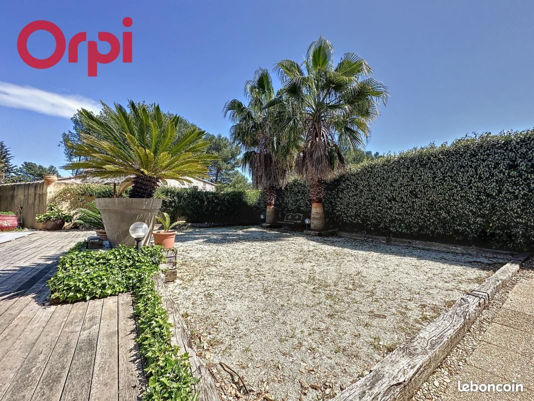 Maison 5 pièces 223 m² · à La Seyne-sur-Mer · 223 m² · 729 000 €