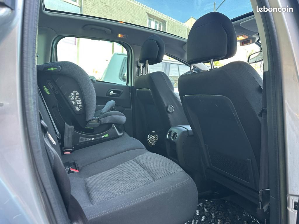 PEUGEOT 3008 1.6 e-HDi FAP - 112 - BV MP6 Allure Toit panoramique (image 15)