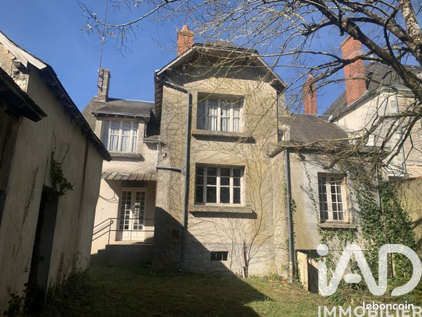 Propriété 10 pièces 223 m²