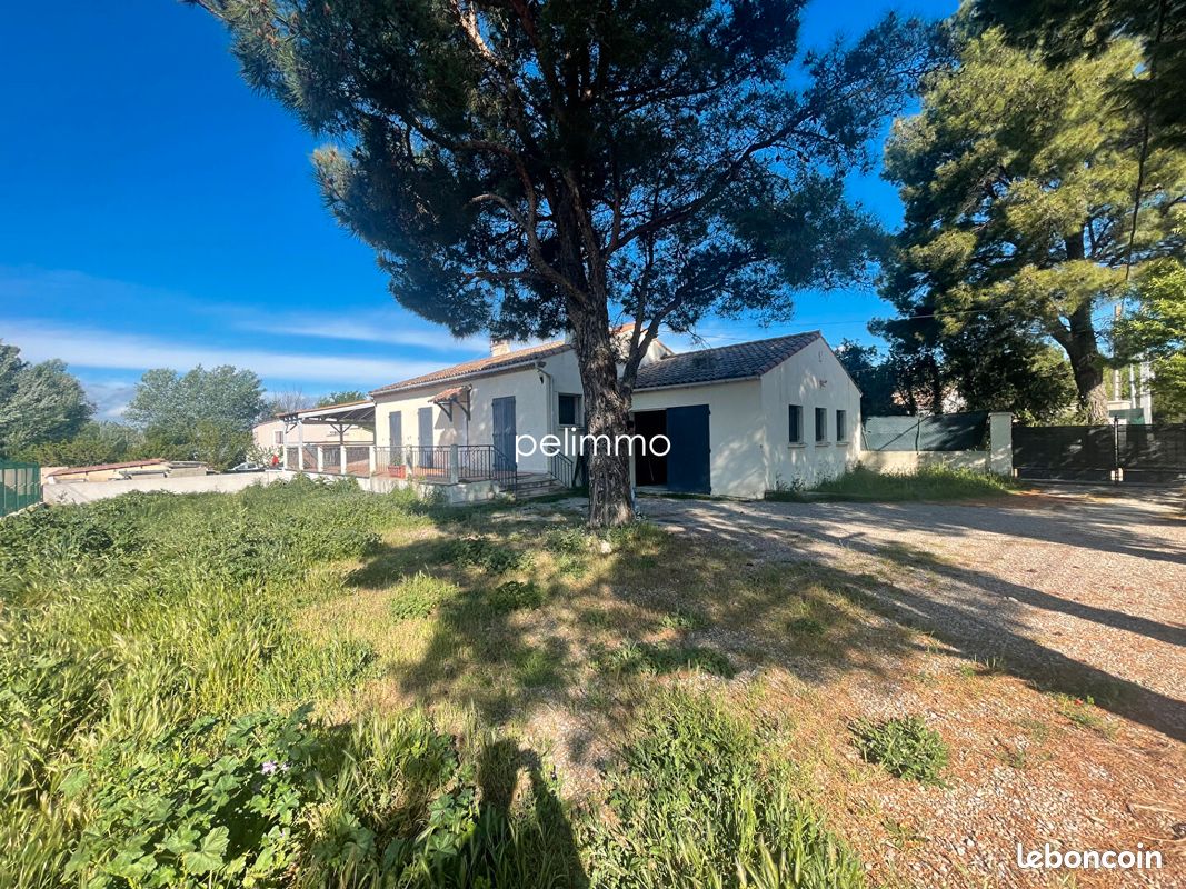 Maison 4 pièces 84 m² · à Eyguières · 84 m² · 379 900 €