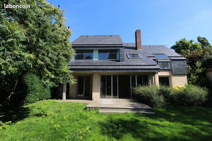 Pavillon 6 pièces 153 m²
