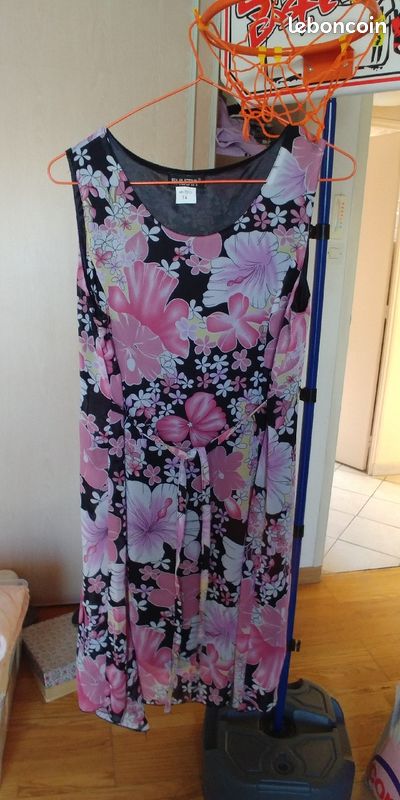 Vends robes de couturière (image 3)