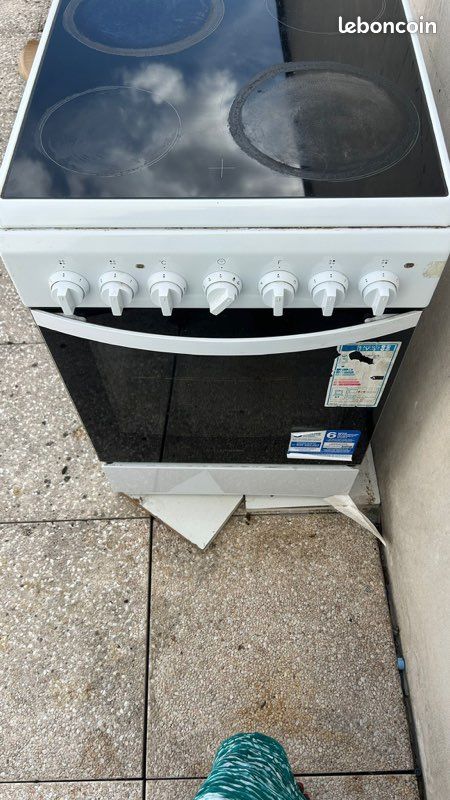 Cuisiniere (image 1)