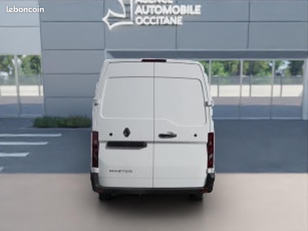 Renault Master 30 825 HT FOURGON NOUVEAU FGN TRAC 3T5 BLUE DCI 130 L3H2 EXTRA (image 3)