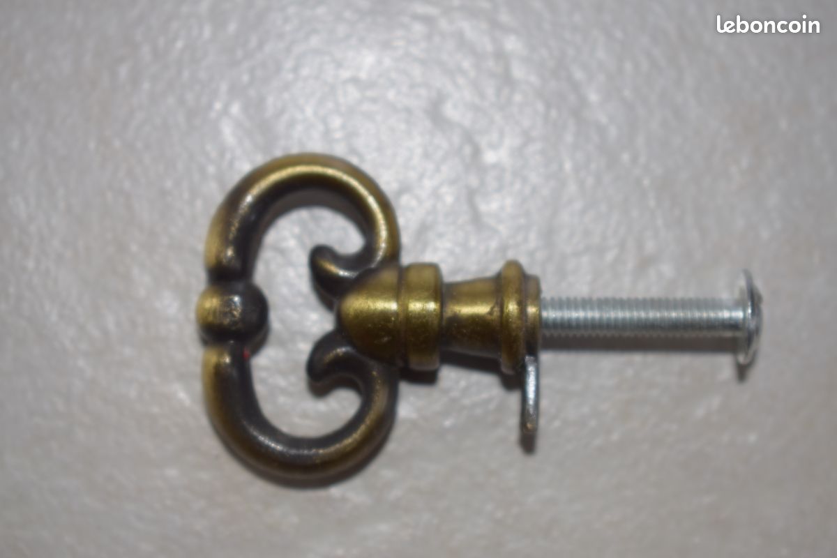 Clés et ferrures meuble (image 3)