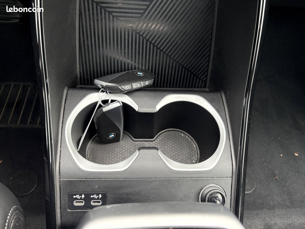 BMW X1 sDrive 18i 136ch DKG7 xLine (image 20)