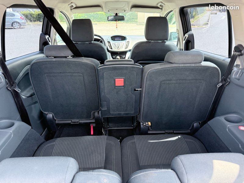 Ford Grand c Max 1.6l titanuim 121000 km fulls options garantie, 15 mois (image 5)