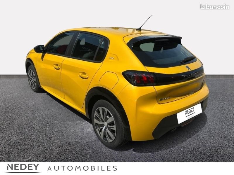 Peugeot 208 e-208 136ch Like (image 7)
