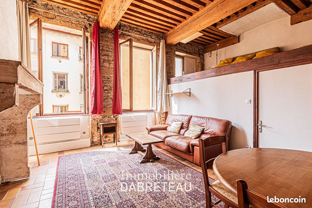 Appartement 1 pièce 54 m² · à Lyon · 54 m² · 925 €