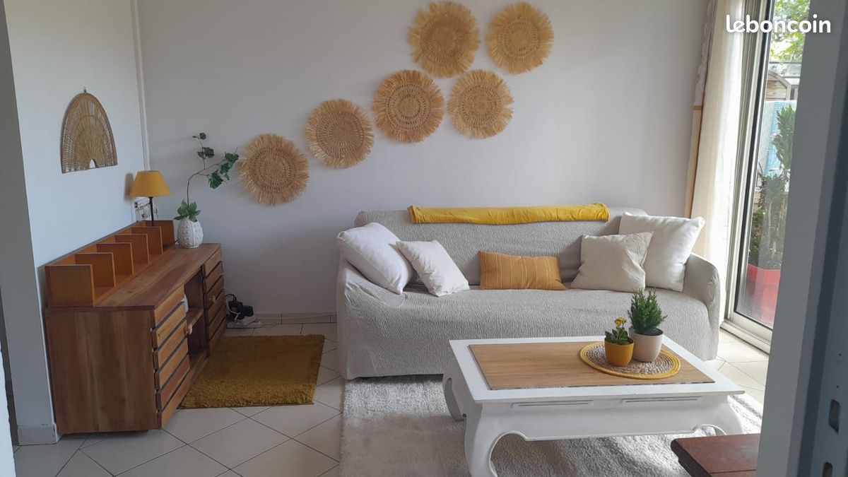 Maison 4 pièces 80 m² · à Saint-Louis · 80 m² · 1 200 €/mois