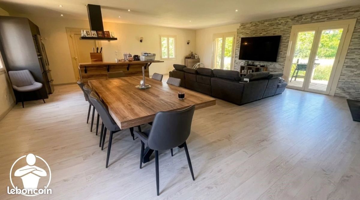 Maison 5 pièces 145 m² · à Condezaygues · 145 m² · 199 900 €